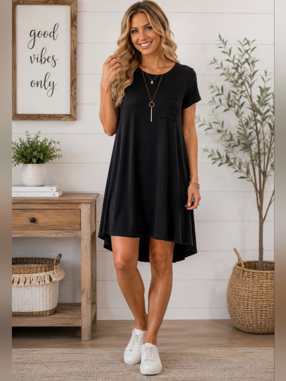 NWOT LuLaRoe Carly Black T-Shirt Swing Dress